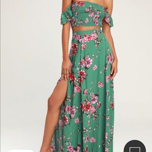 Lulus “Away on Vacay Green Floral Print Two Piece Maxi Dress” size XL